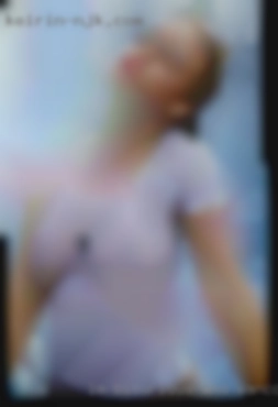 Im bicurious and Vancouver, BC hot horny love big tits.